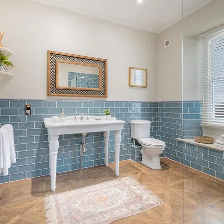 Huntingstile South Semesterbostad